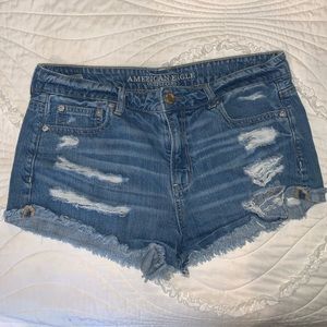 American Eagle tomgirl shortie jean shorts